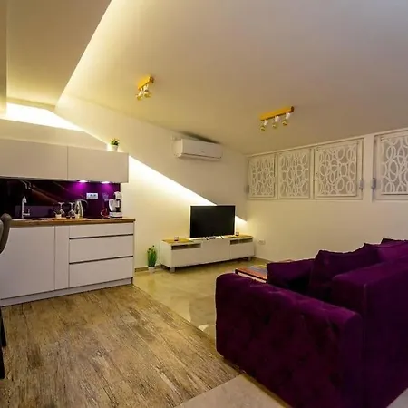 Boom 1 Apartment Belgrade